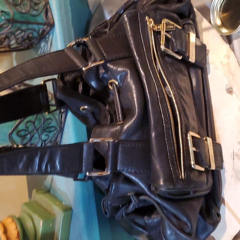 BLACK MICHAEL KORS BLACK WITH GOLD TRIM